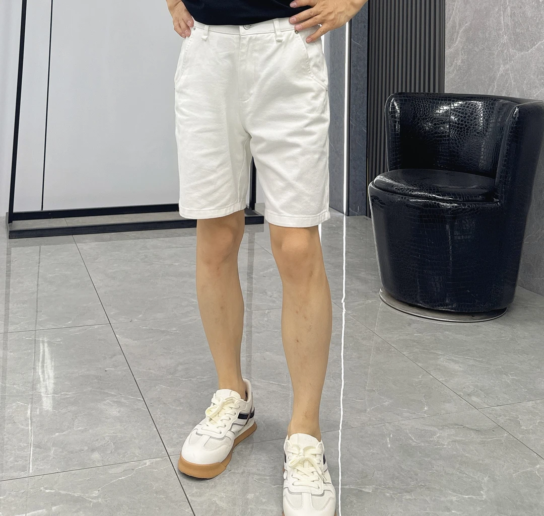 四分半莱赛尔棉简约百搭弹力短裤