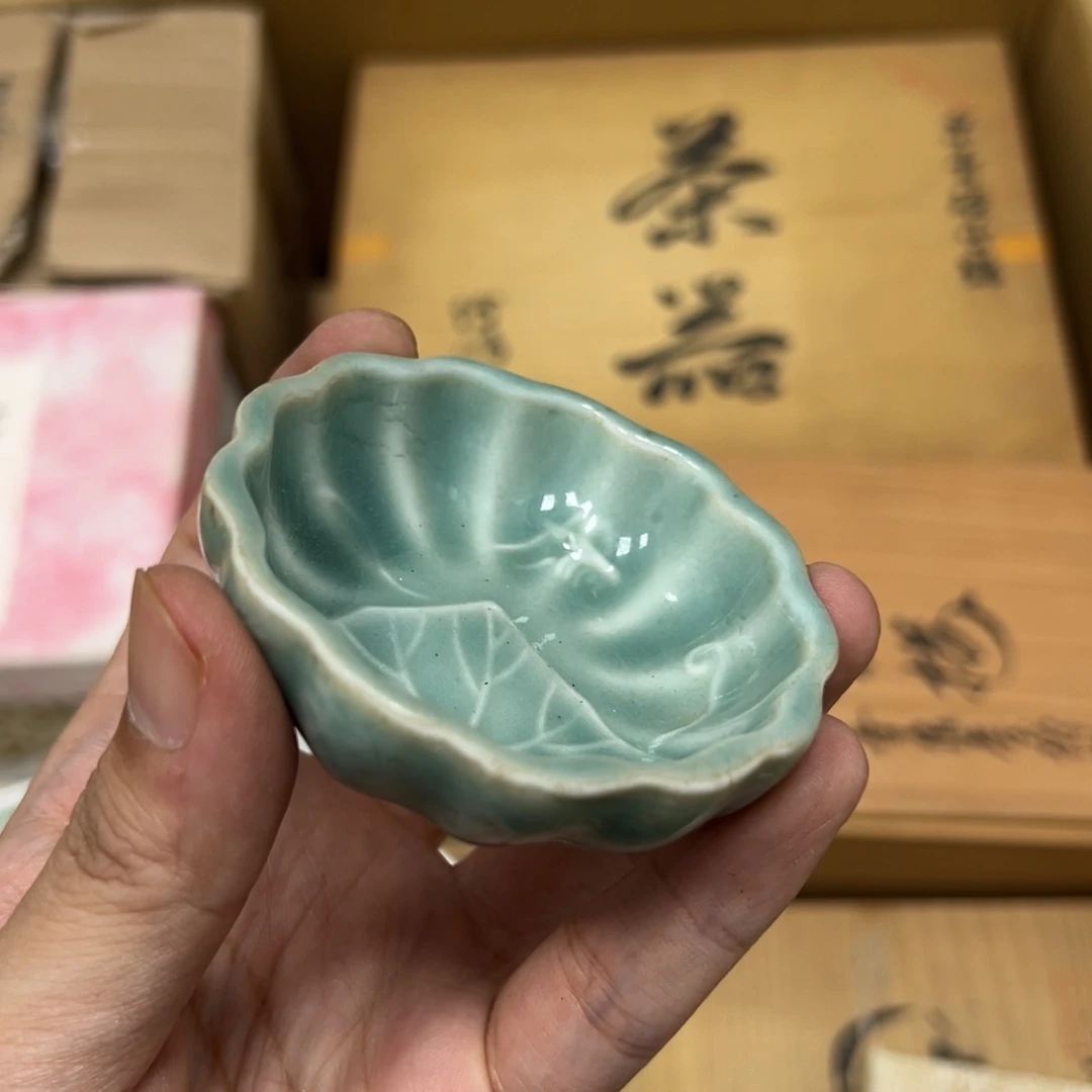 悠***雪瓷片A瓷片工艺默认瑕疵下单即认可多样发其一