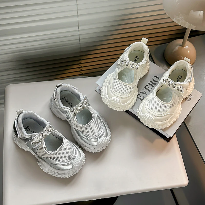 亲子休闲运动鞋2025春夏新款女童网面沙滩凉鞋防滑耐磨老爹鞋2668