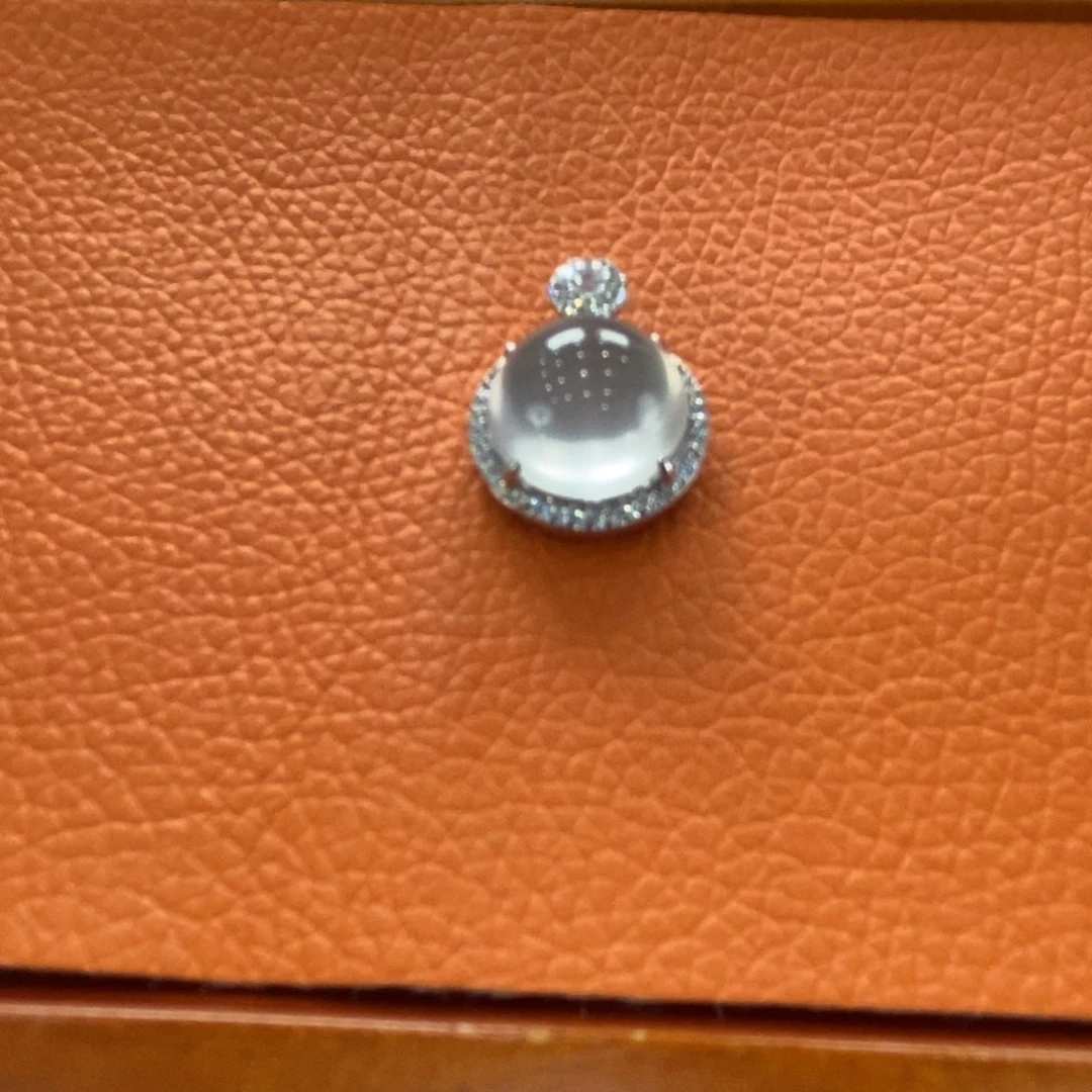 石英质玉吊坠(赠链)合金