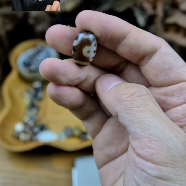 玛瑙/玉髓颈饰未镶嵌d4n89p4y9fn0