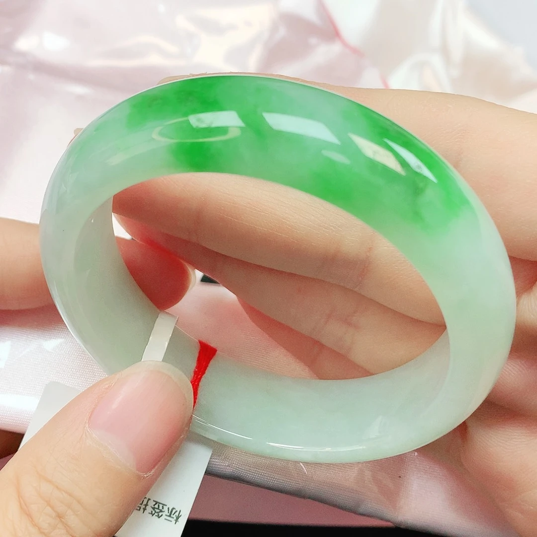 未镶嵌手镯翡翠抖音152