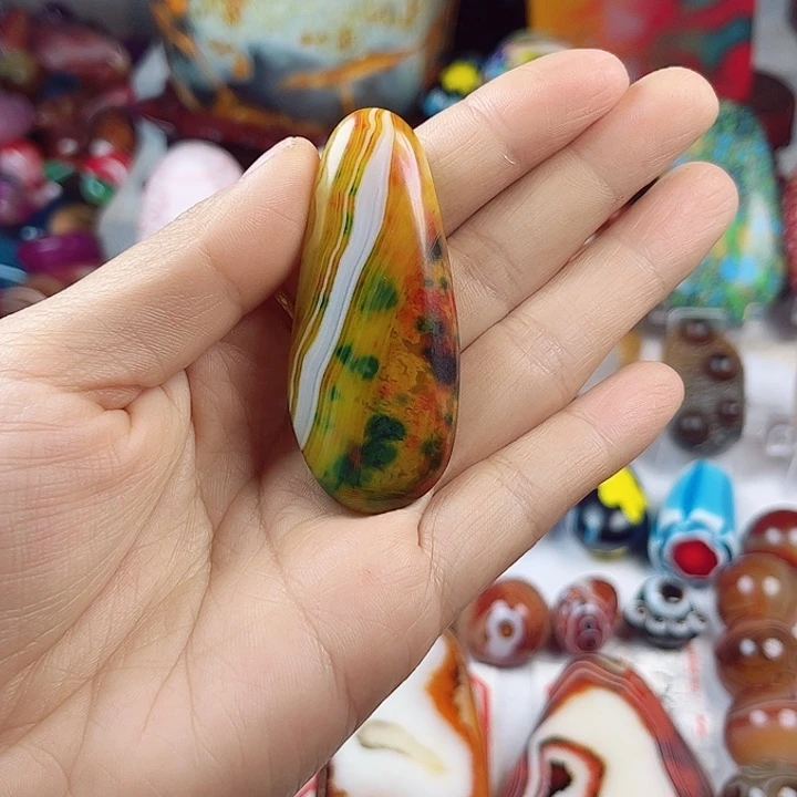 玛瑙/玉髓未镶嵌耳环