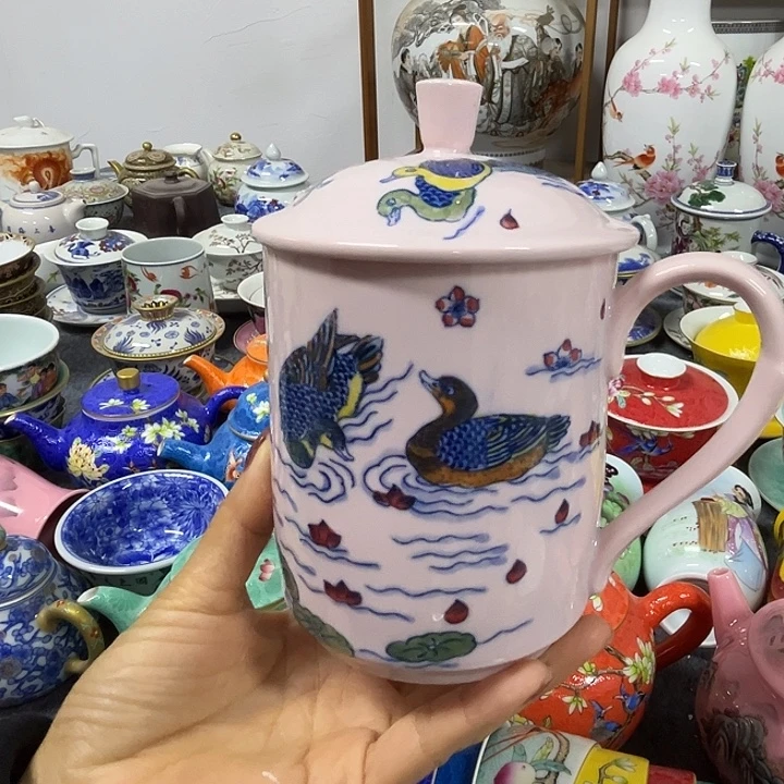 仐***哒景德镇陶瓷博物有限公司副