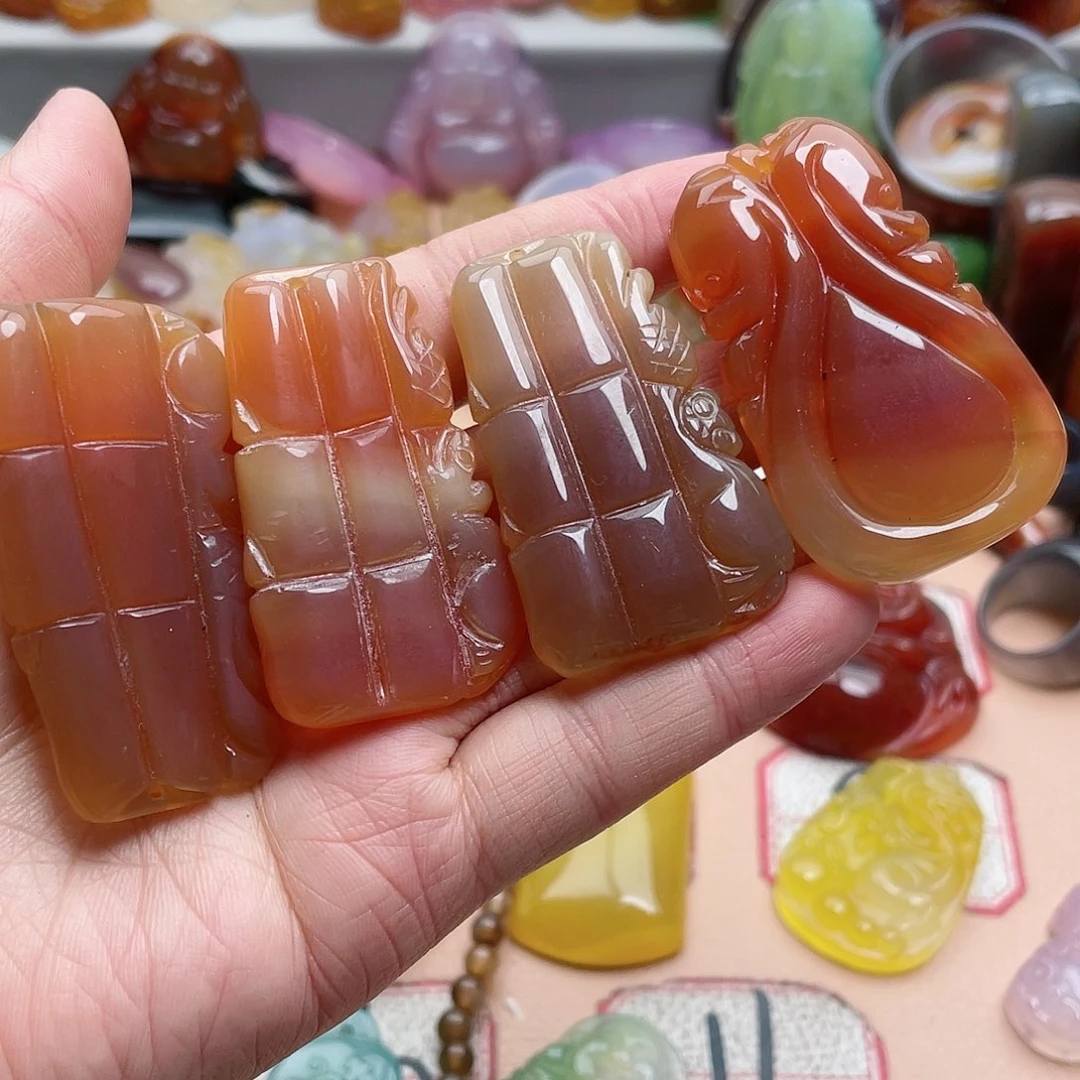 玛瑙/玉髓颈饰合金“****”