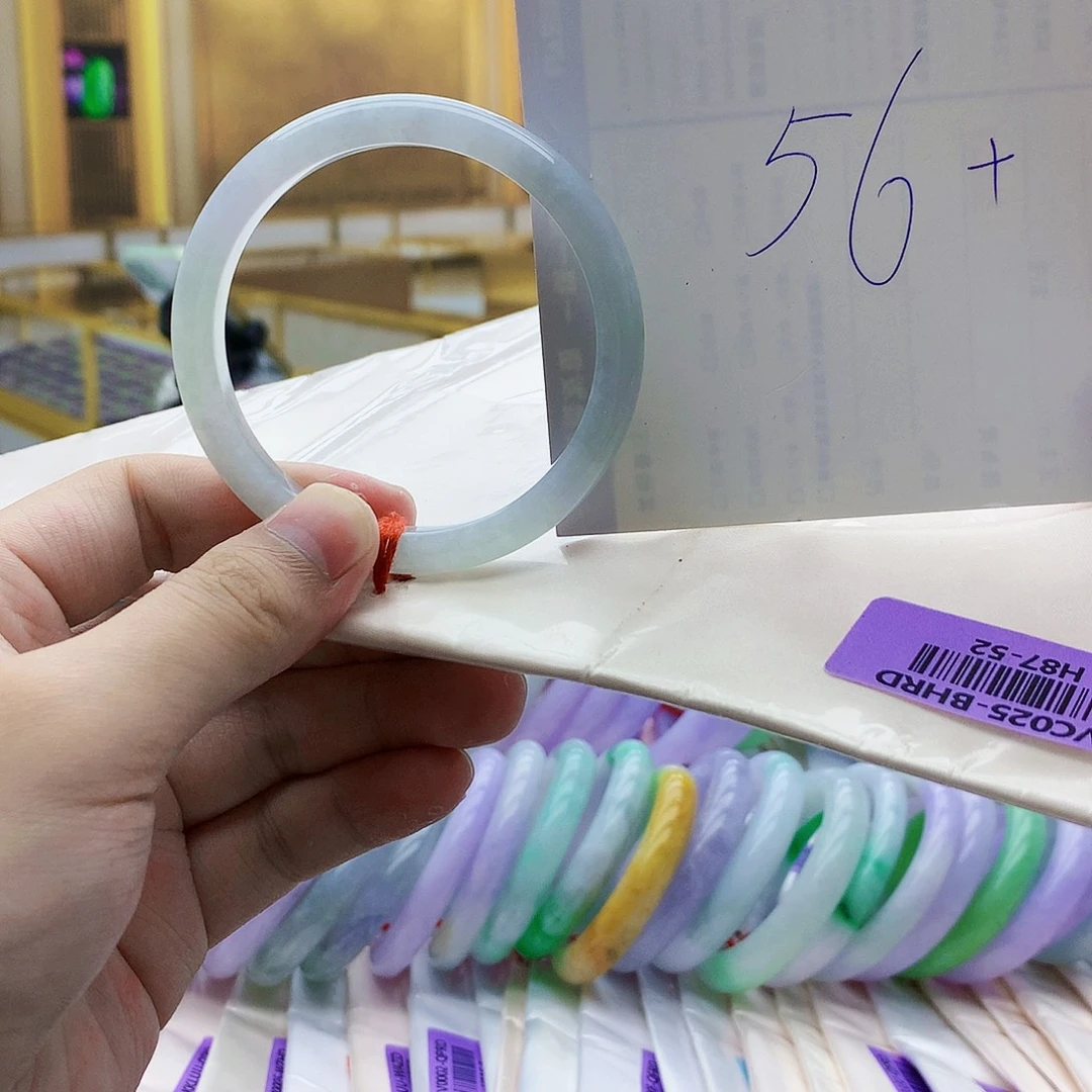 翡翠未镶嵌手镯hiooopojkk