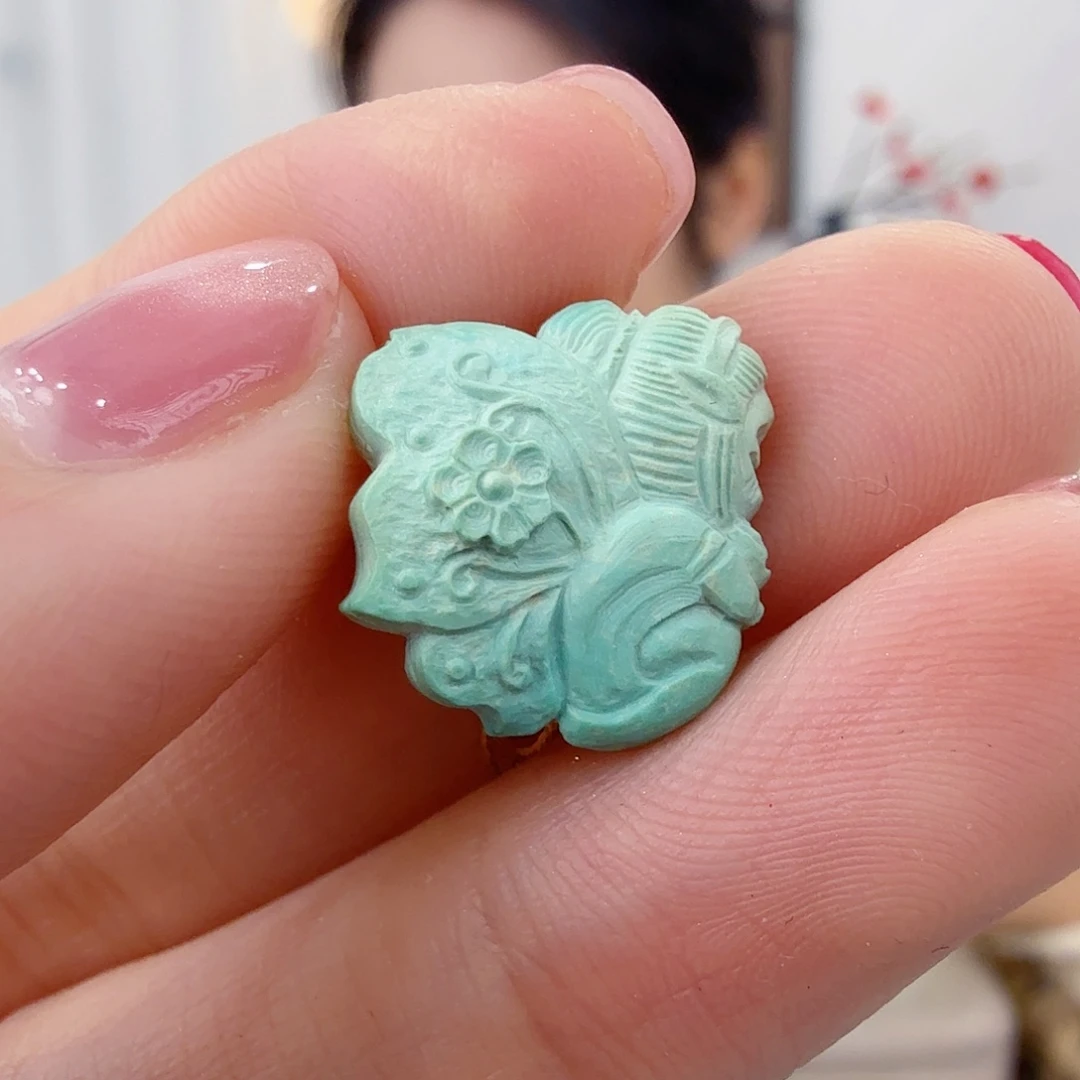 绿松石未镶嵌珠宝奇石