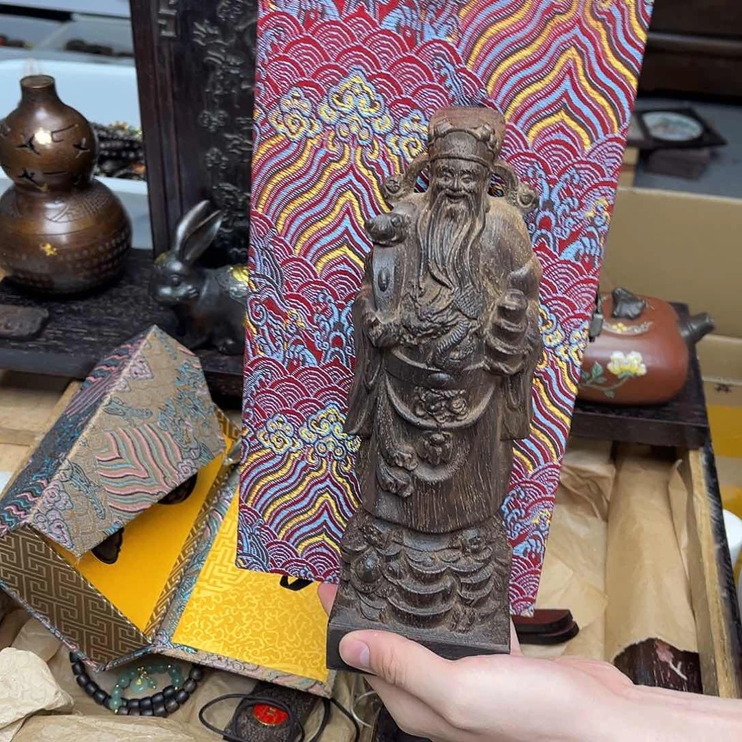 大叶紫檀（黑酸枝木类）
