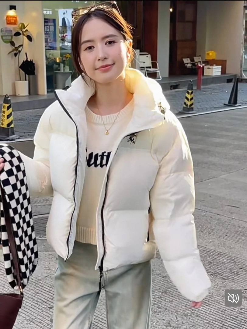 秋冬小廓形短款休闲保暖外套女士