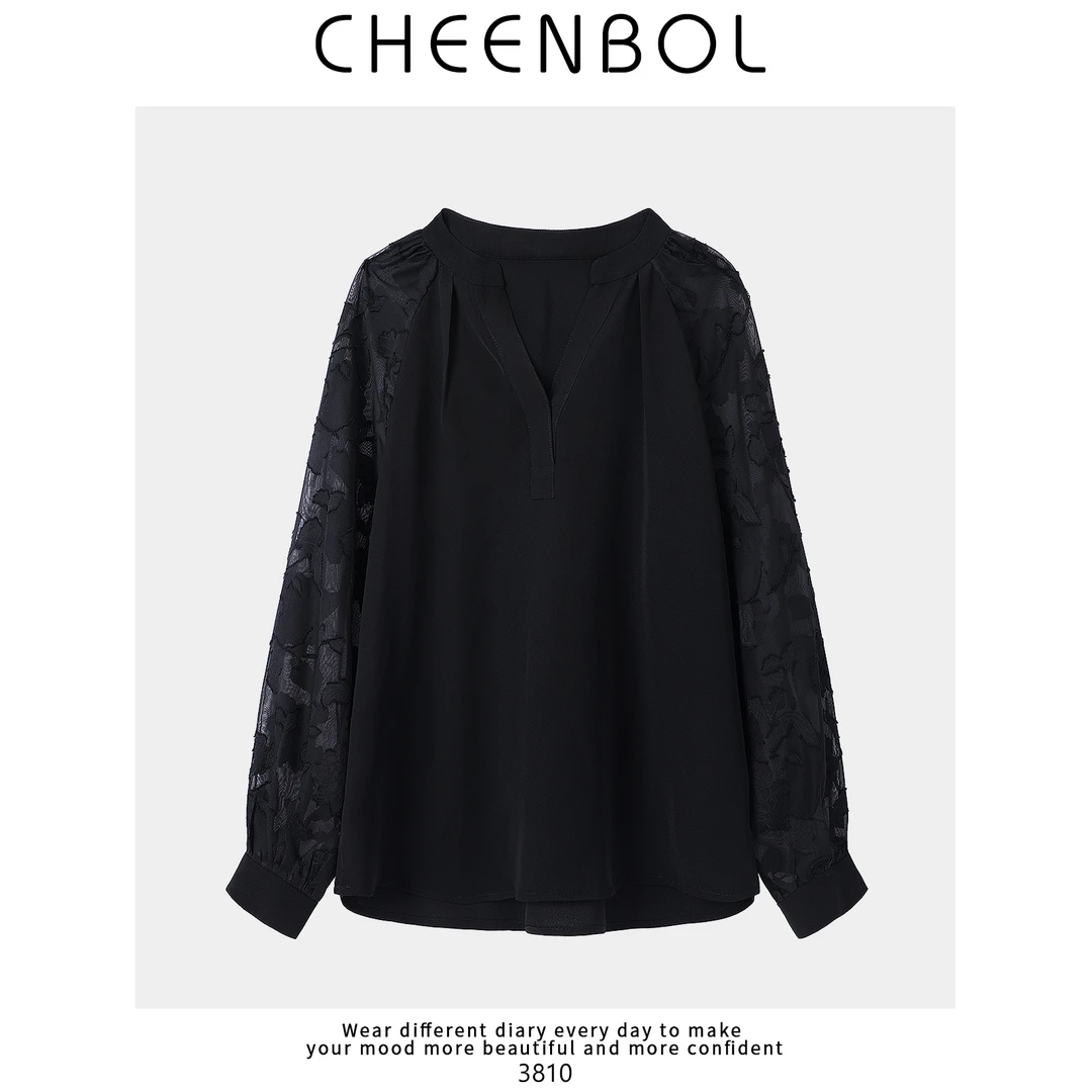 3810黑色蕾丝衬衫女春夏新款显瘦遮肉V领上衣镂空设计感长袖衬衣