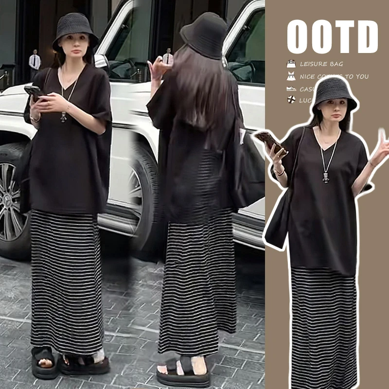 { 糕糕 }孕妇装2025夏季新款后背开衩拼接蕾丝上衣条纹半身裙套装