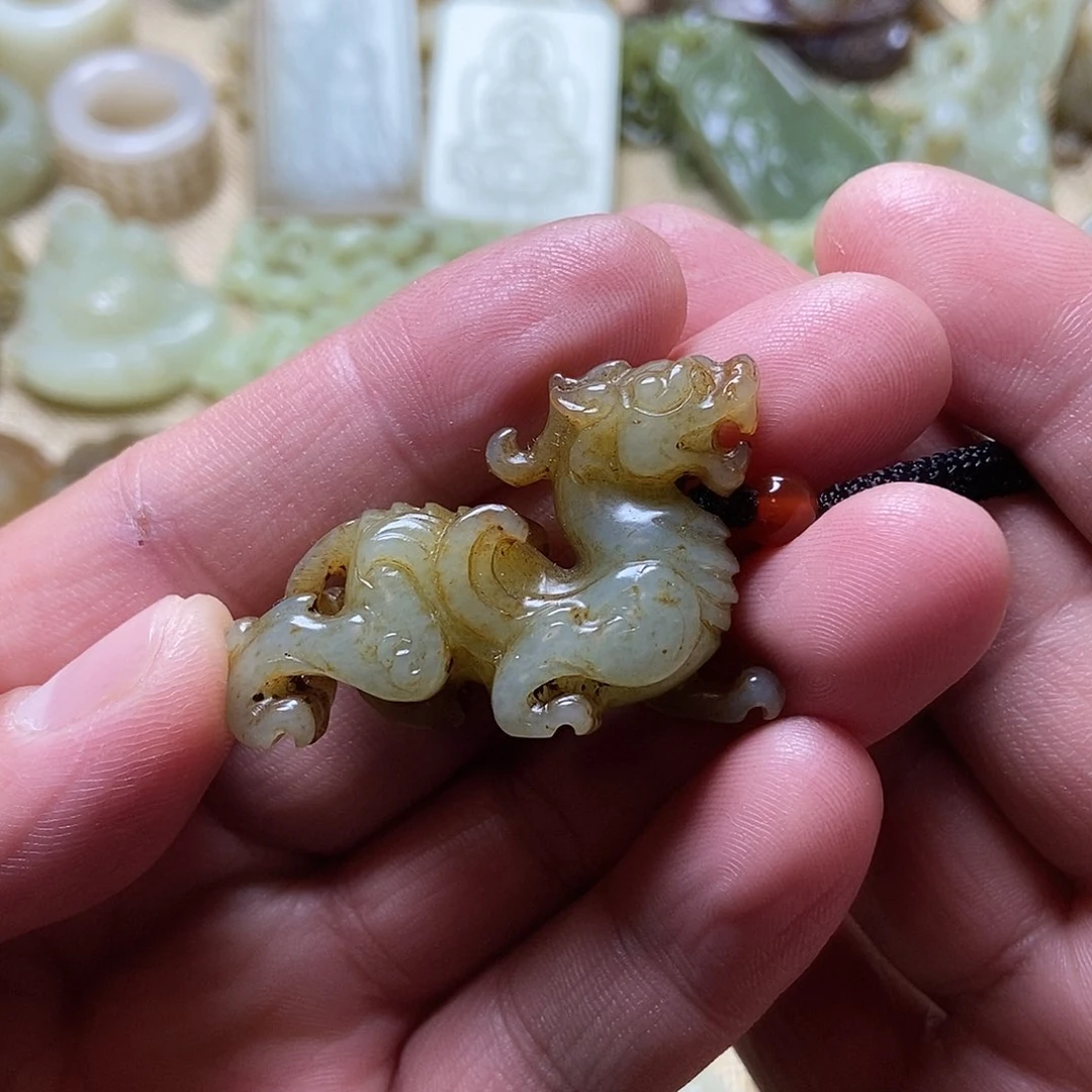 和田玉挂件未镶嵌沙*