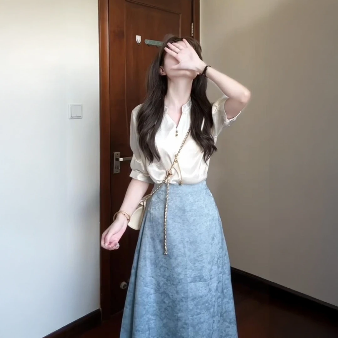 2025夏季新款气质百搭设计丝光短袖衬衫上衣女高腰半身裙两件套潮