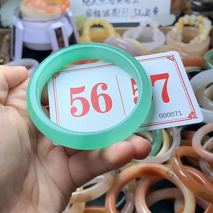 石英质玉（黄龙玉）未镶嵌手镯