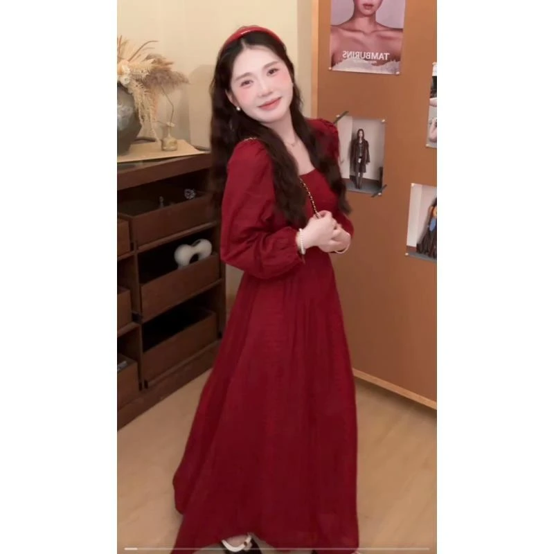 2025法式绯色流光气质复古大小姐高腰连衣裙泡泡袖秋季