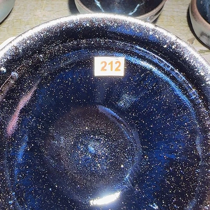 茶盏岁**河我要看一会的视频才睡觉