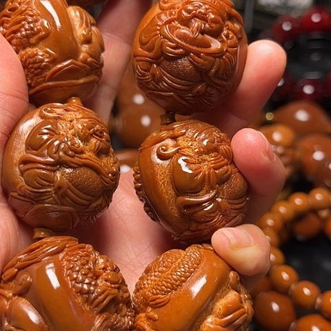 自***在橄榄核手串/手链龙财