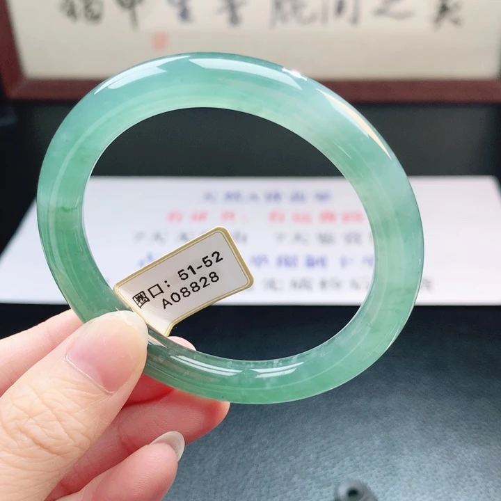 翡翠未镶嵌手镯翡翠手镯66