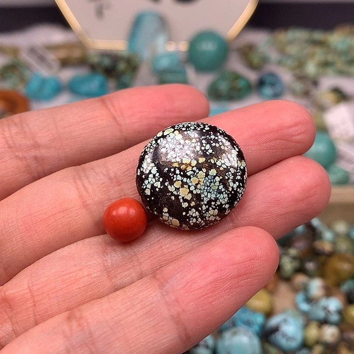 南红玛瑙未镶嵌扣子