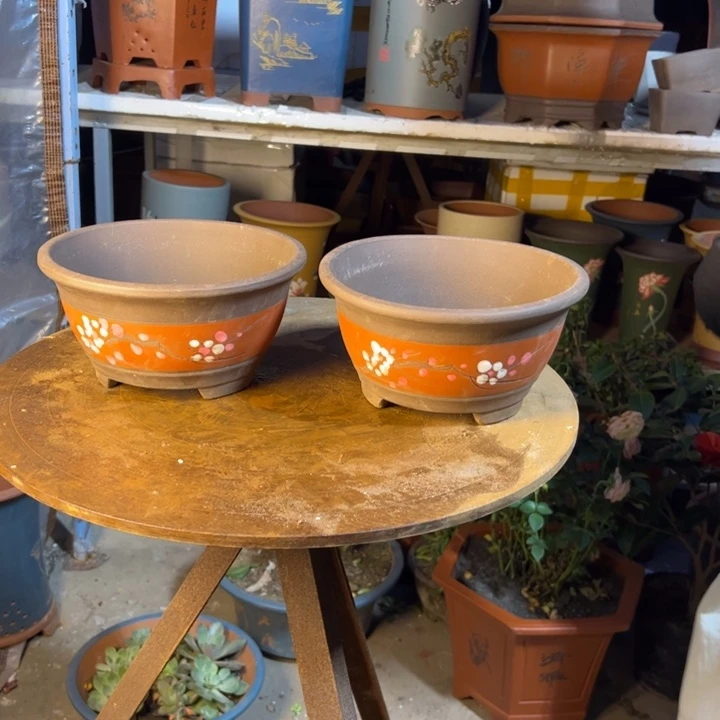 宜兴紫砂花盆花盆红富贵点彩小一对