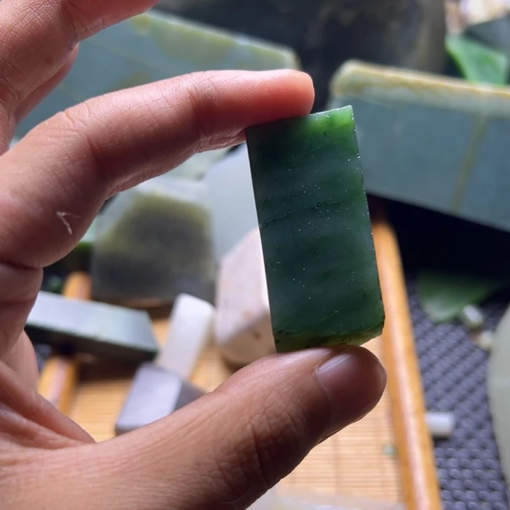 和田玉（糖玉）未镶嵌珠宝半成品