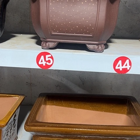 蒙****）陶瓷材料，品相完好