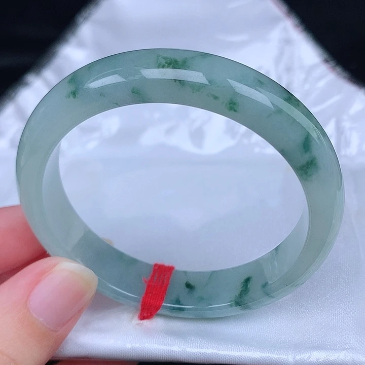 未镶嵌手镯翡翠天然