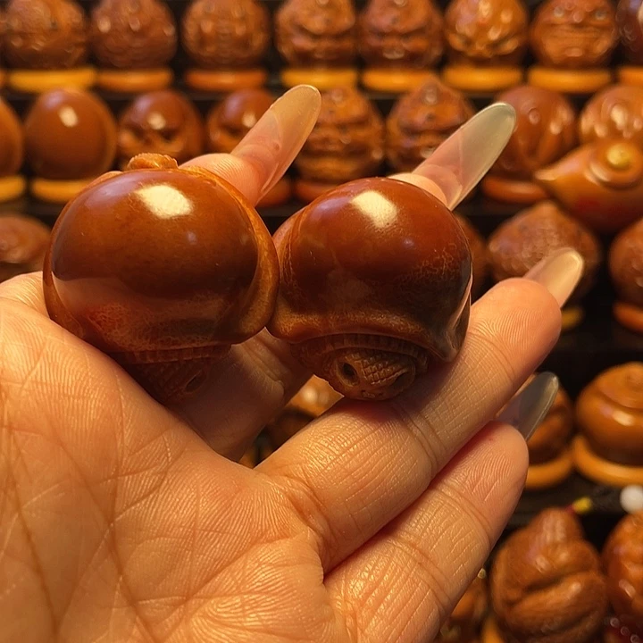 把件橄榄核橄榄雕刻