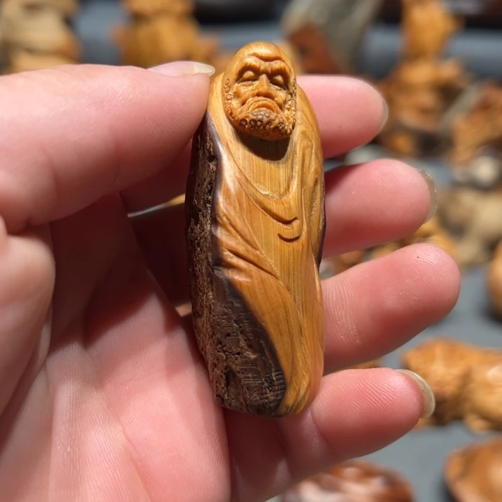 柏木（崖柏）点点关注