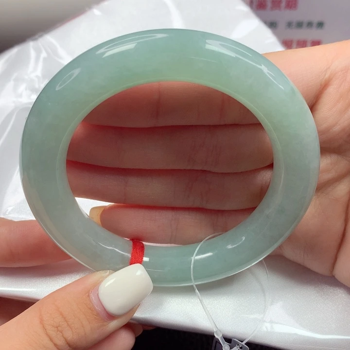 翡翠手镯未镶嵌55.6圈圆条