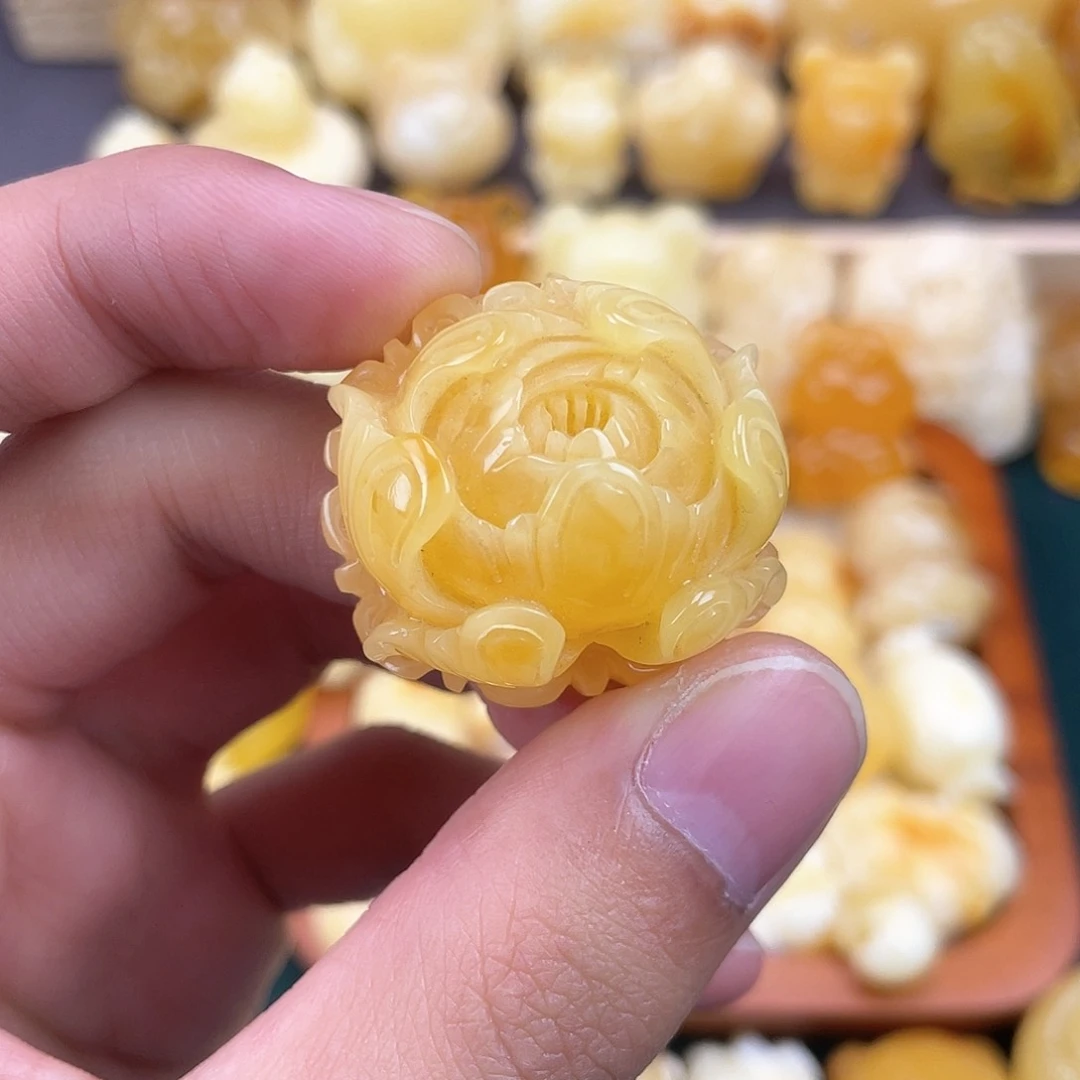 琥珀裸石未镶嵌蜜蜡