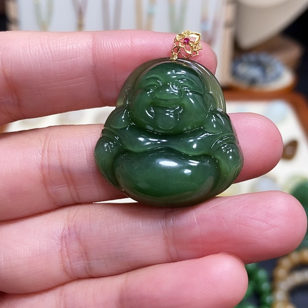 和田玉18K金镶嵌颈饰