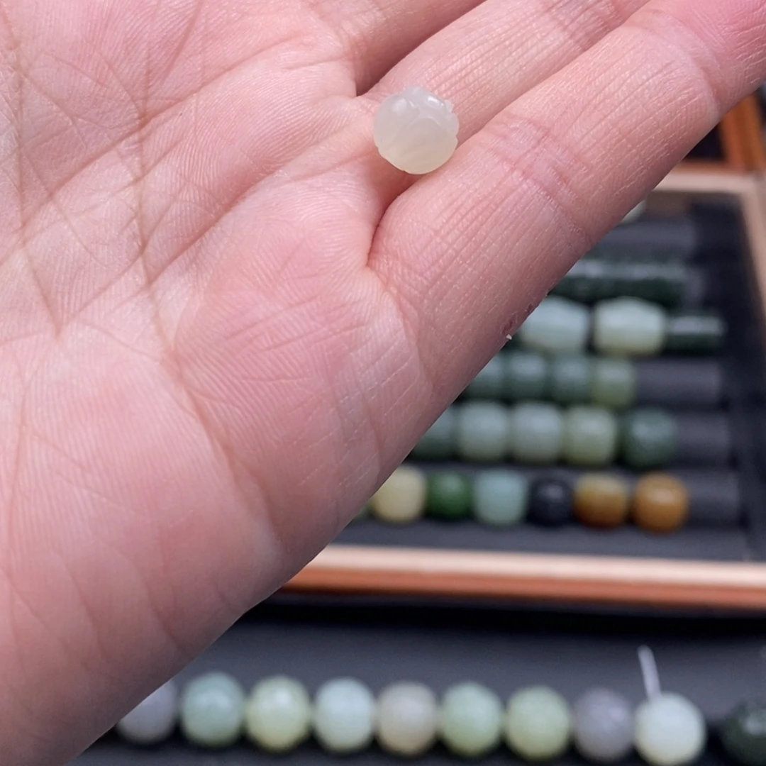 和田玉（糖玉）未镶嵌珠宝半成品