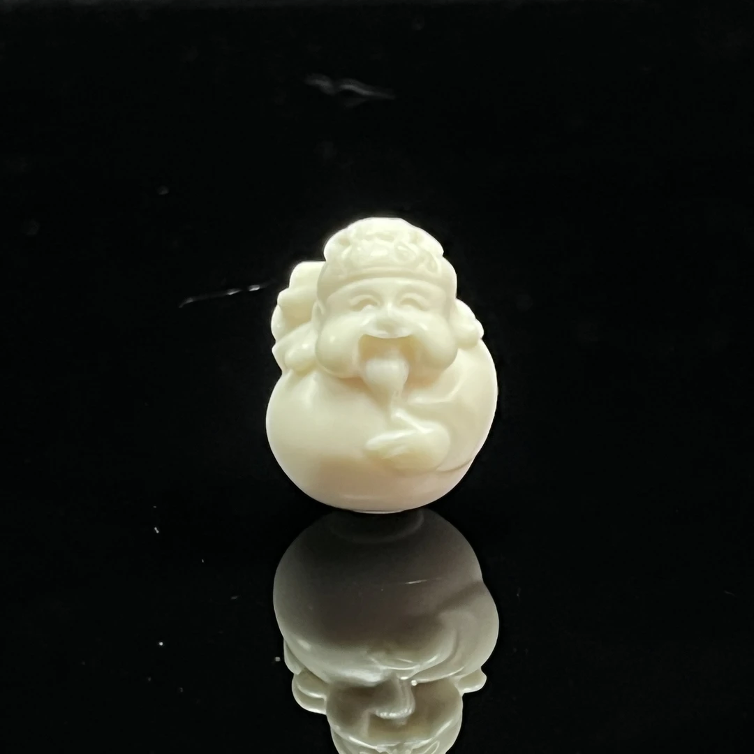 鹿角雕刻财神吊坠一套