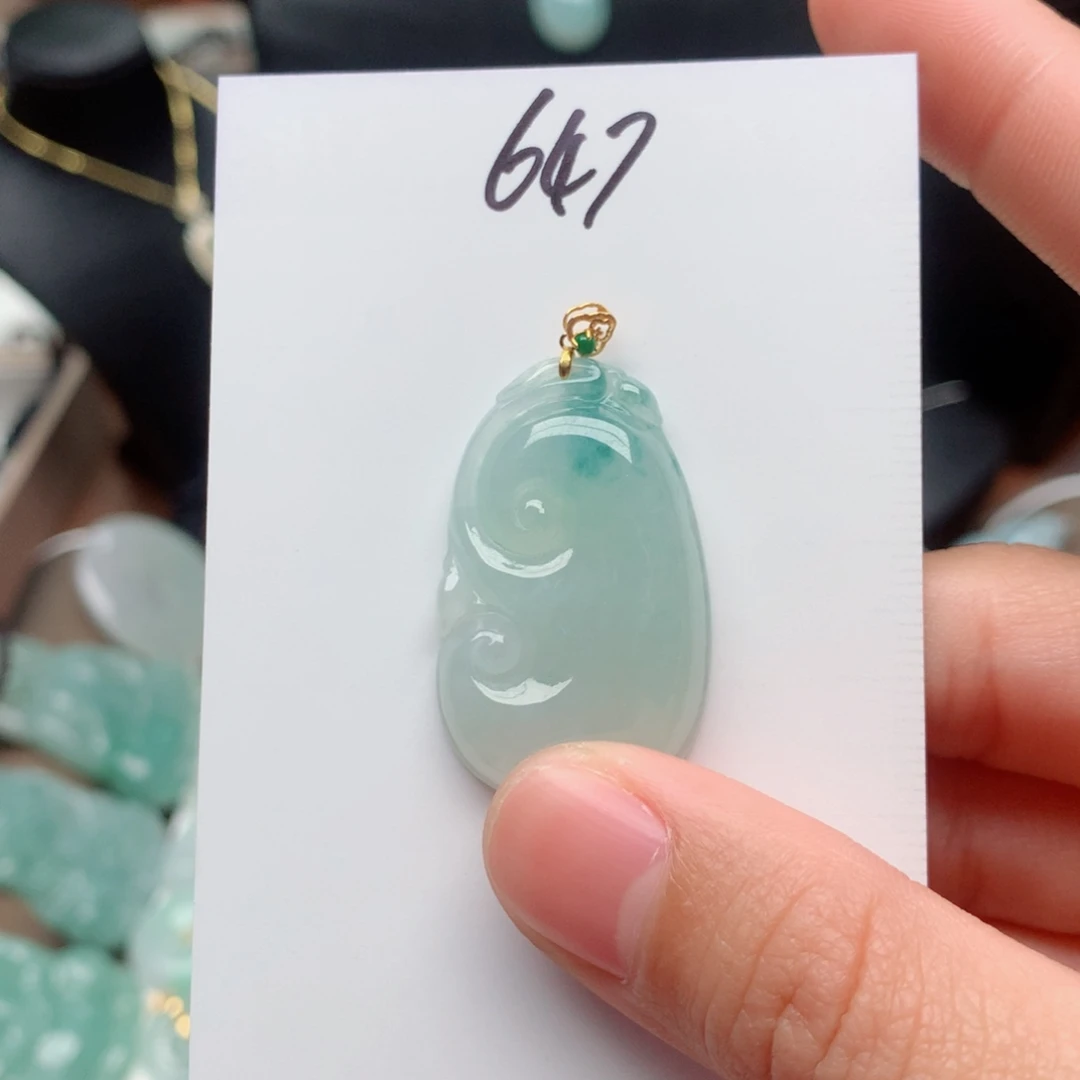 翡翠颈饰18K金镶嵌梦**华吊坠