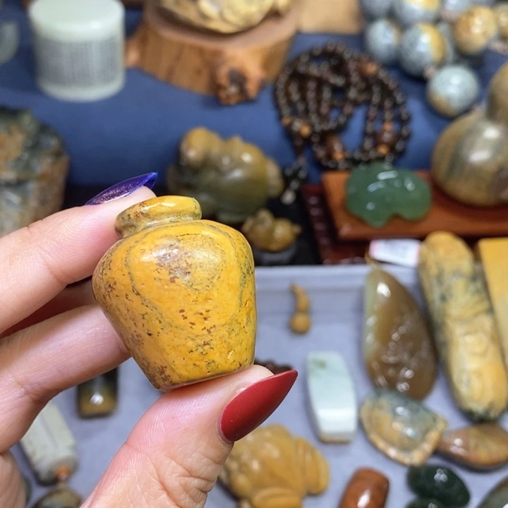 岫岩河磨玉（透闪石质玉）小摆未镶嵌