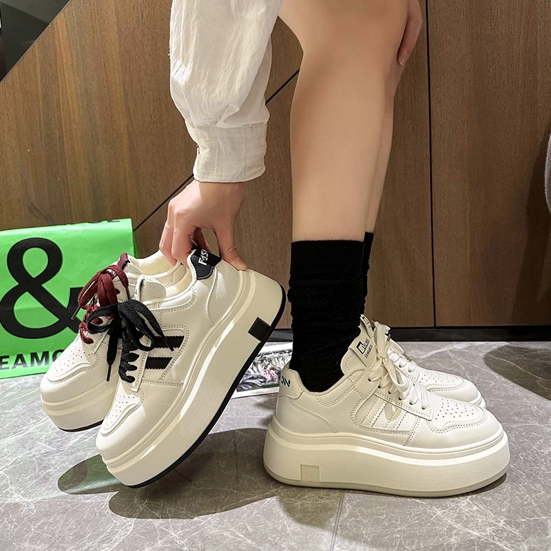 【云朵】2025春季新款学生厚底小白鞋网红时尚爆款休闲板鞋H12