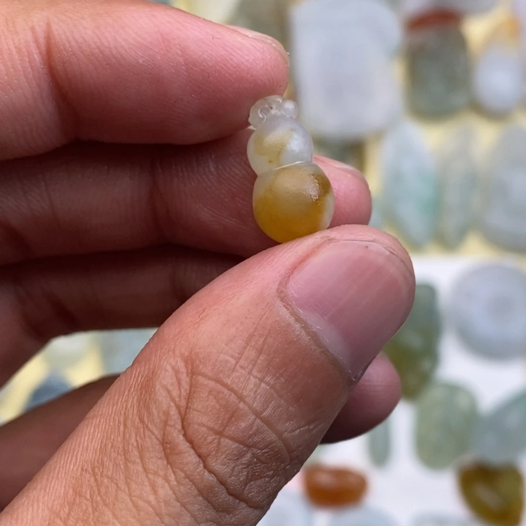 柠***酸未镶嵌定制翡翠11