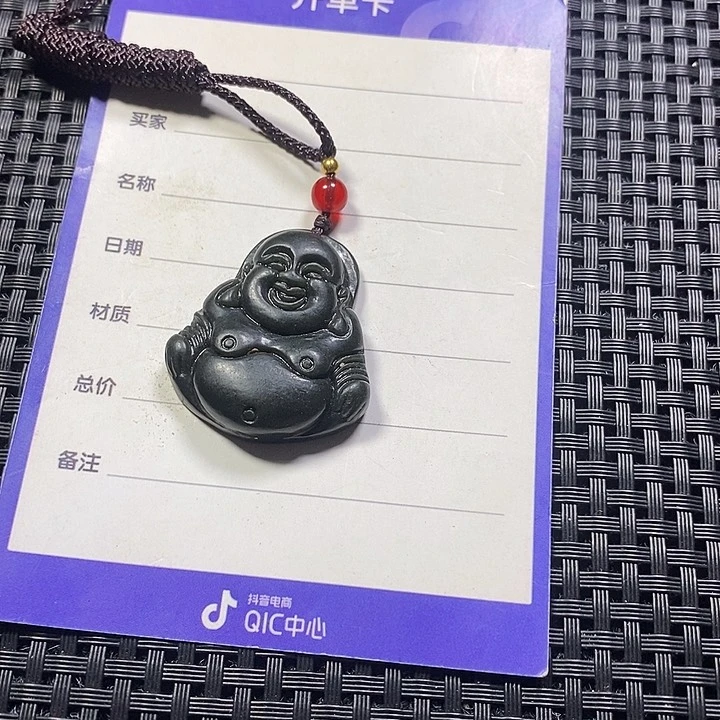 和田玉未镶嵌颈饰无***王