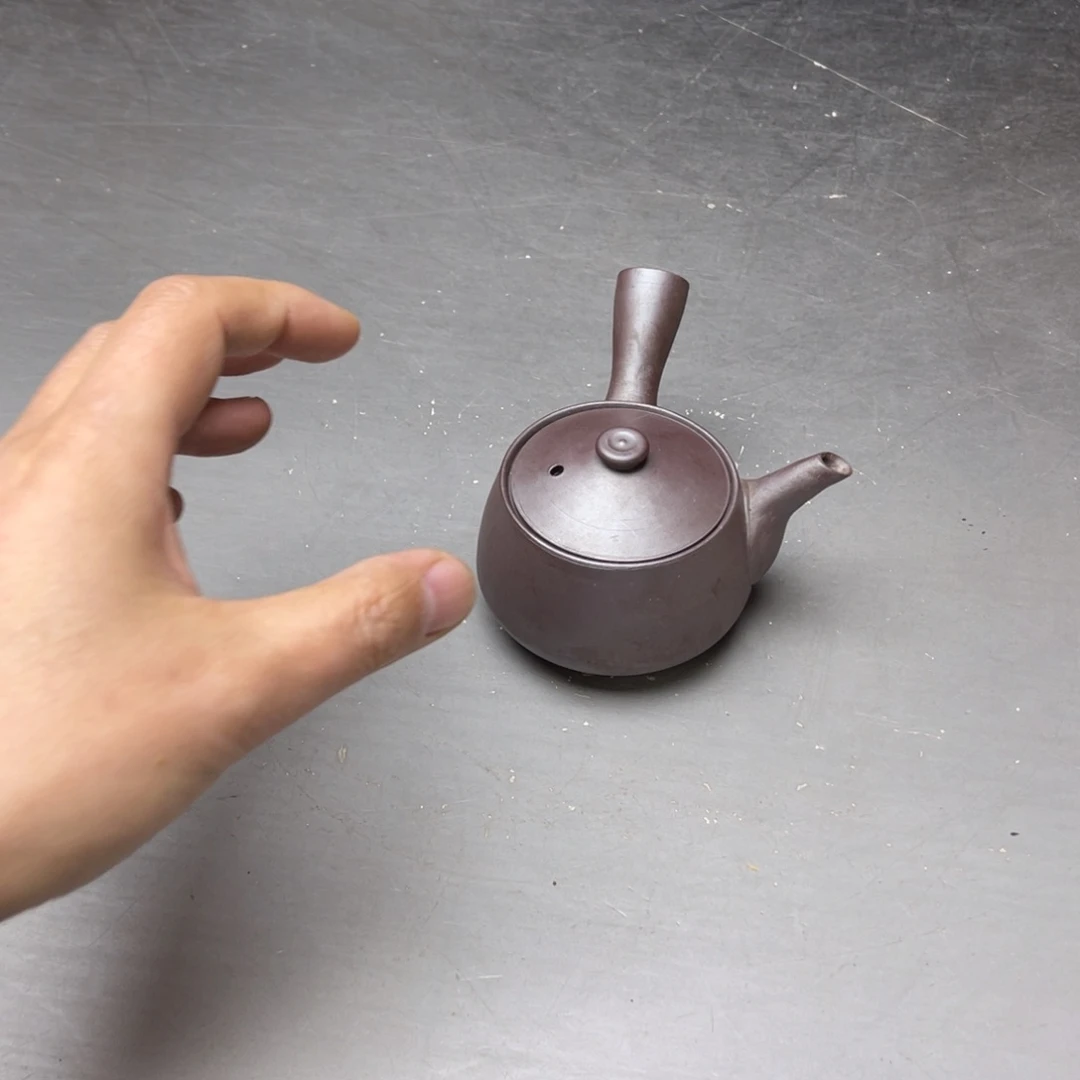 瓷片雅*居密密麻麻地铺满一