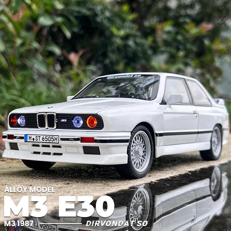 复古M3街车版1:24合金车模仿真跑车收藏摆件男孩玩具汽车模型礼物