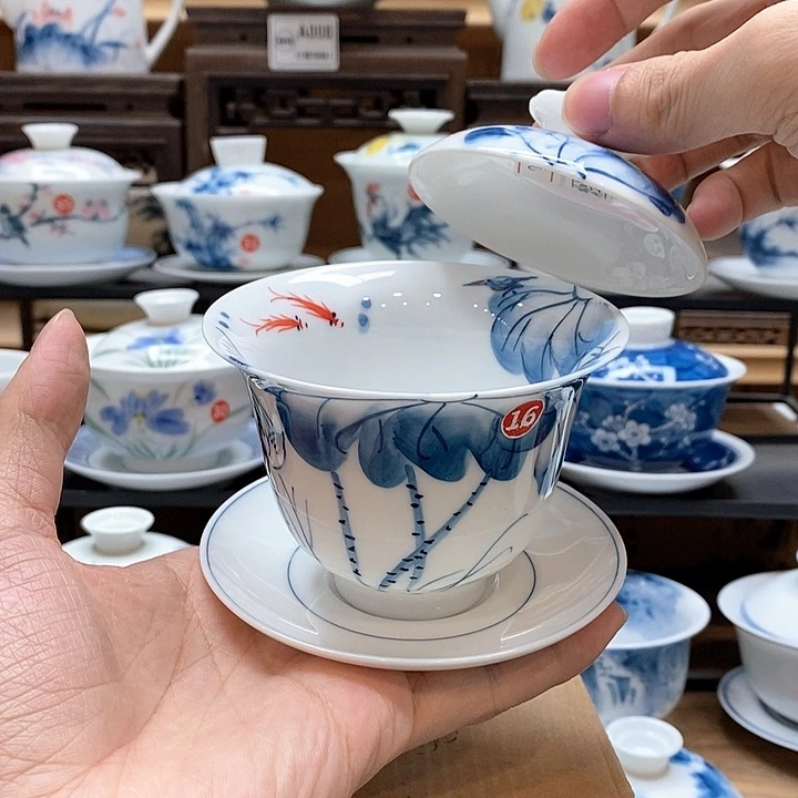 手绘内外绘荷花盖碗160cc釉下彩微瑕福利款