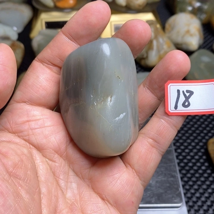 未镶嵌和田玉把件18
