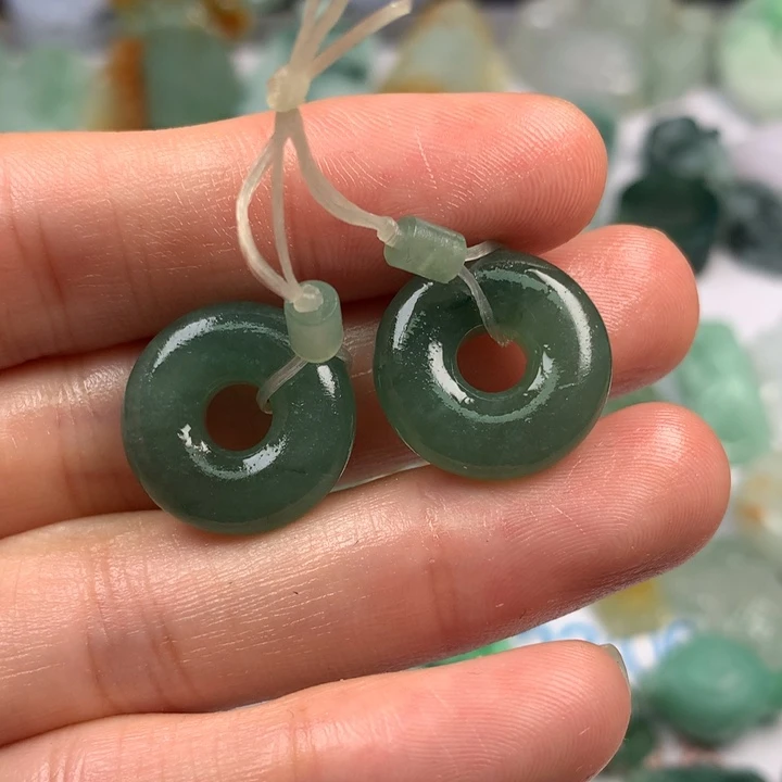 定制翡翠未镶嵌翡翠