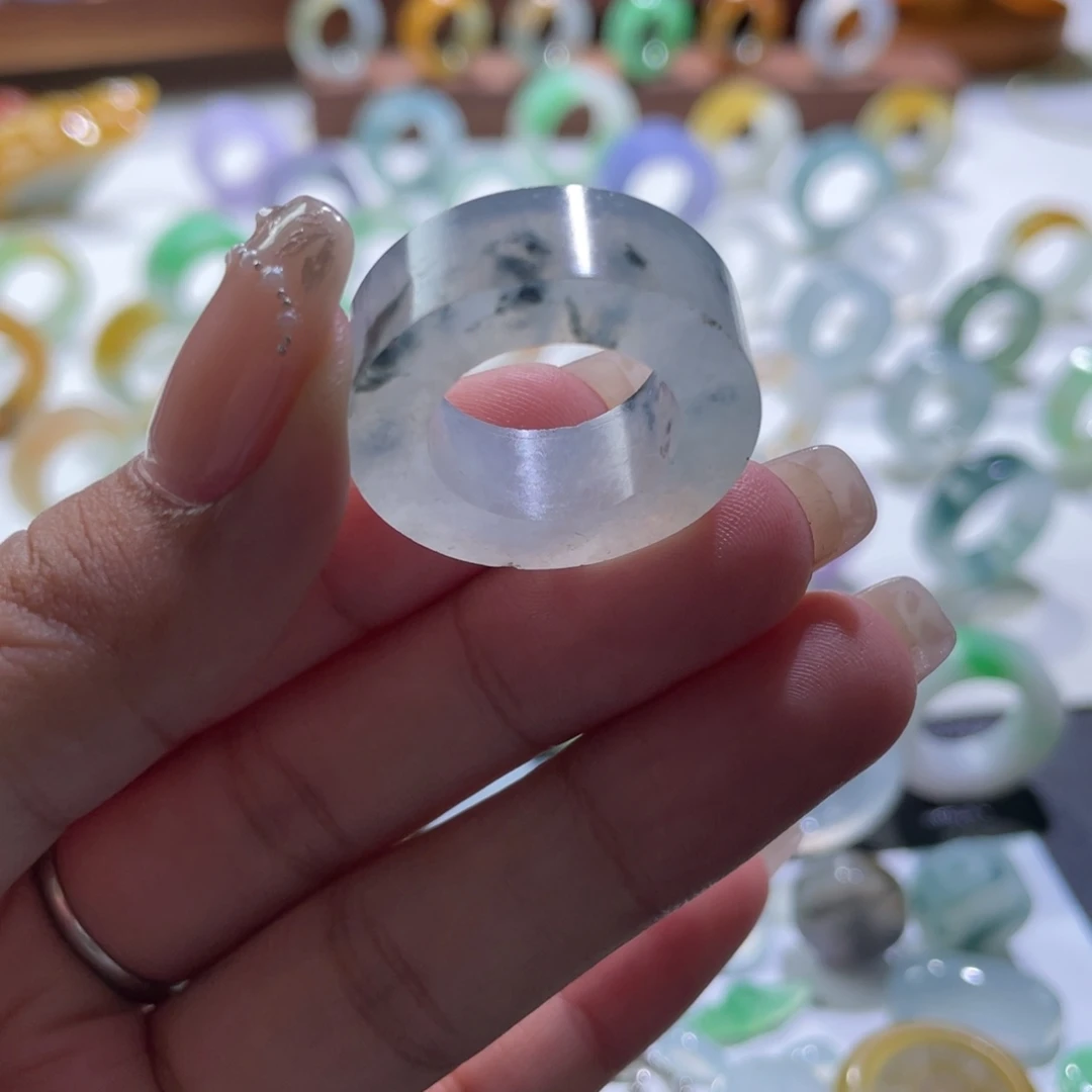 未镶嵌定制翡翠翡翠