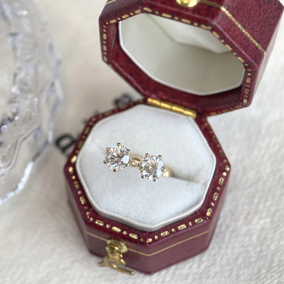 金名珠宝 18k金天然钻石60分 80分一对六爪螺丝耳钉精致简约