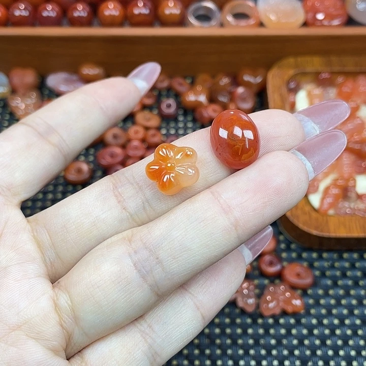南红玛瑙未镶嵌颈饰组合