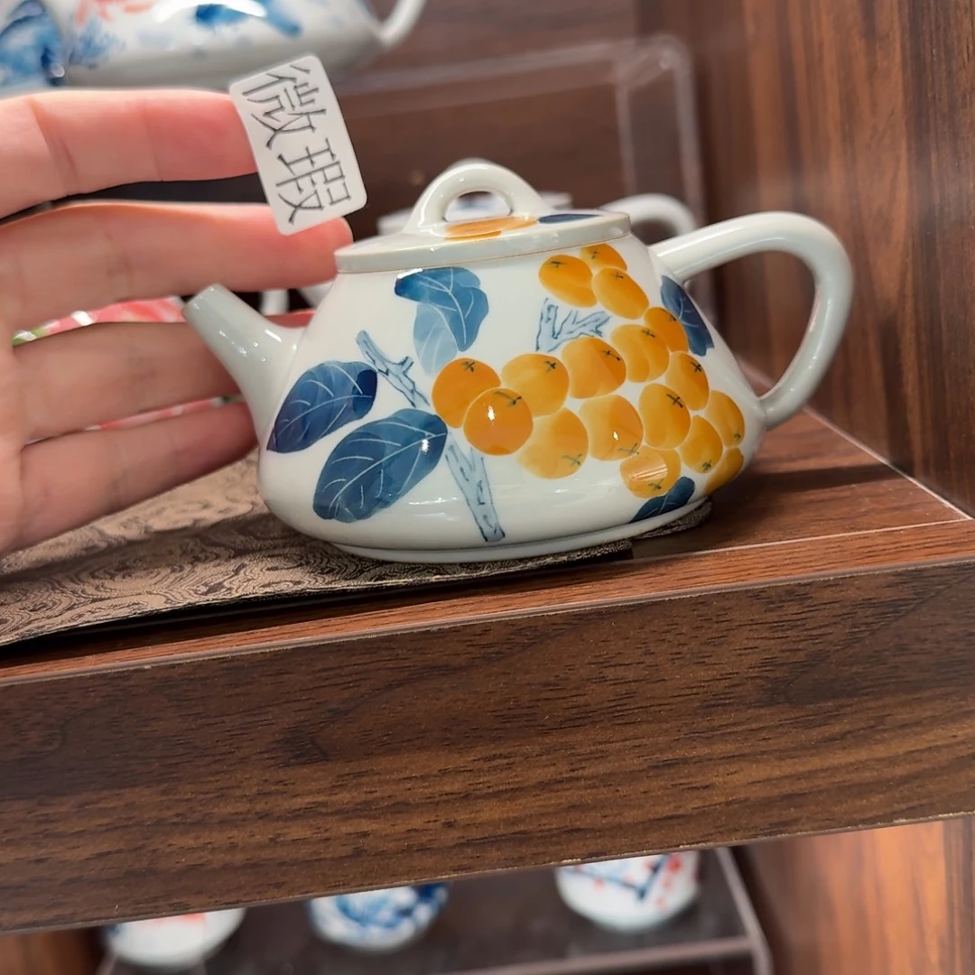 釉下手绘茶具微瑕