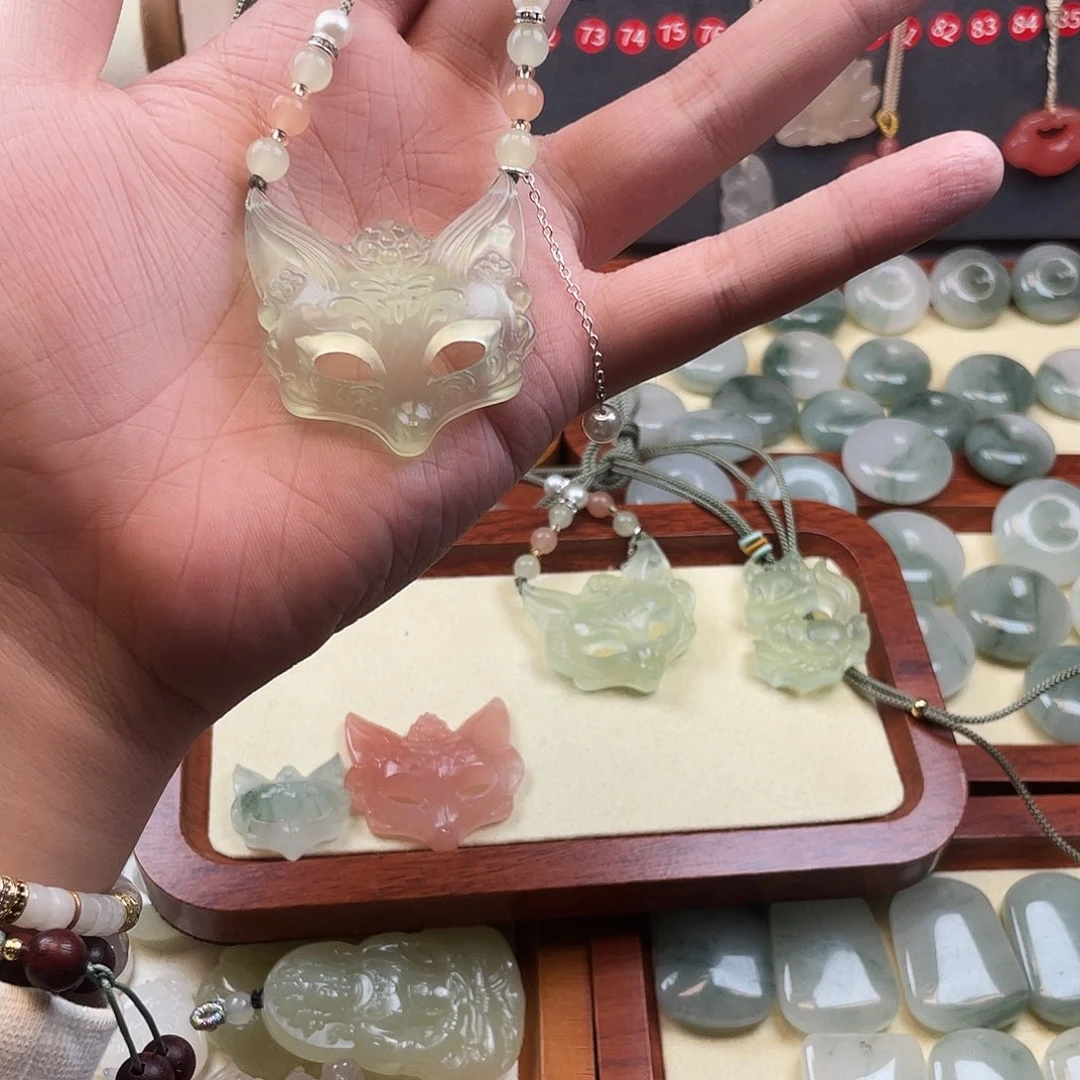 蛇纹石玉银S925镶嵌颈饰
