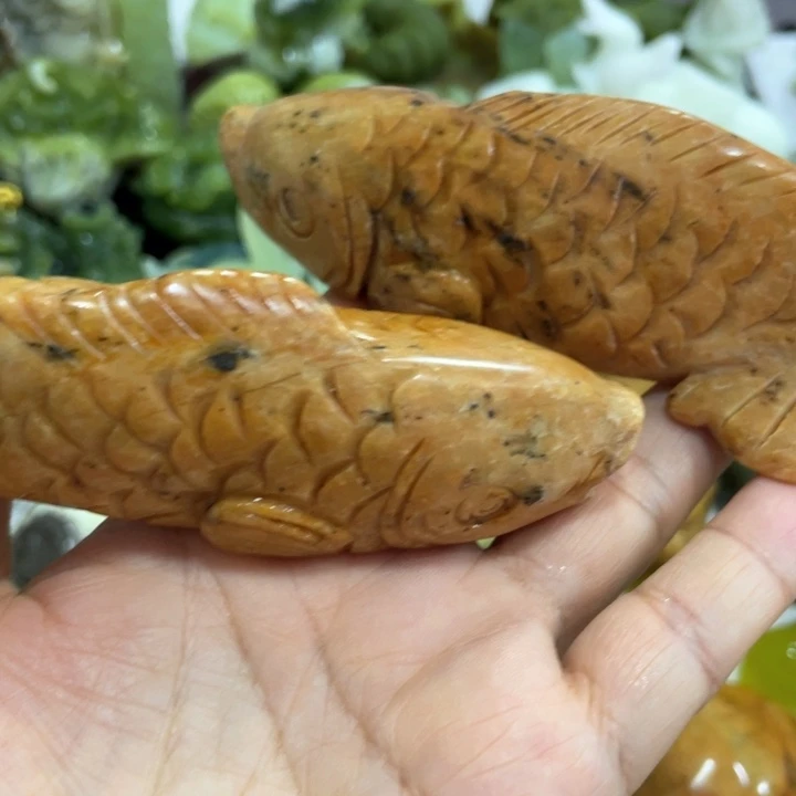 蛇纹石玉未镶嵌珠宝奇石